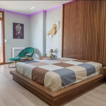 Priam Deluxe Apartment